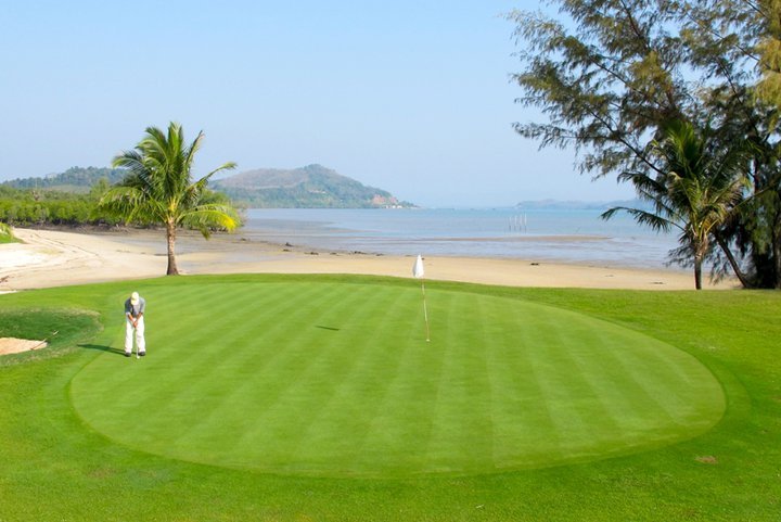 Bangkok - Phuket (2-Destination) Golf Package