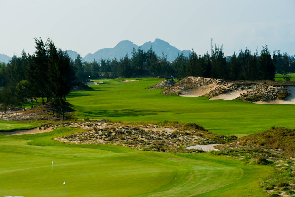 Saigon - Danang  Golf Package 9 Days / 8 Nights 